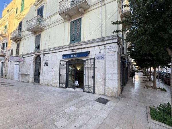 negozio in vendita a Trani