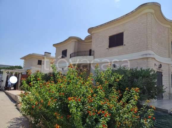casa indipendente in vendita a Trani