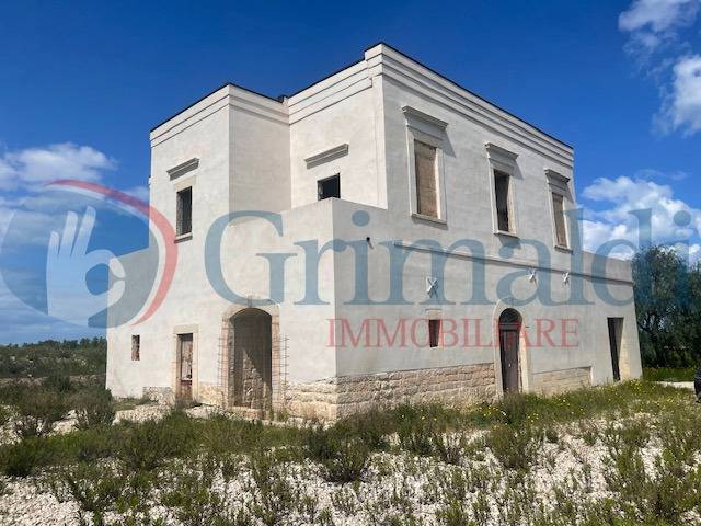 casa indipendente in vendita a Trani in zona Borgo Medievale