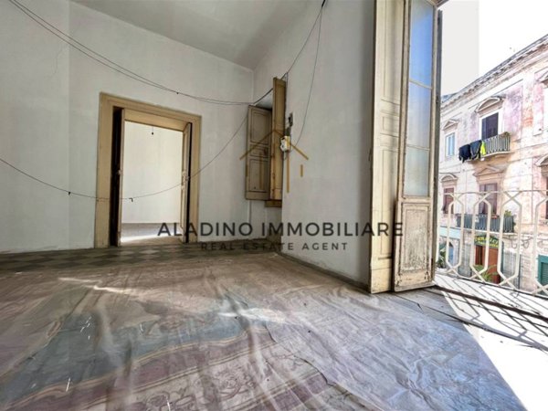 appartamento in vendita a Trani in zona Borgo Medievale