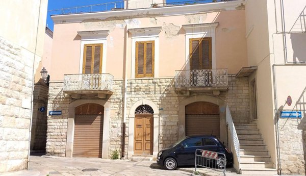 appartamento in vendita a Trani in zona Borgo Medievale