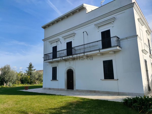 casa indipendente in vendita a Trani