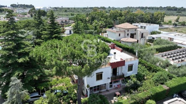 casa indipendente in vendita a Trani in zona Borgo Medievale