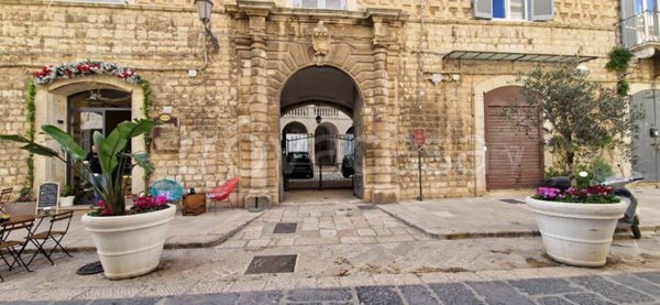 appartamento in vendita a Trani in zona Borgo Medievale