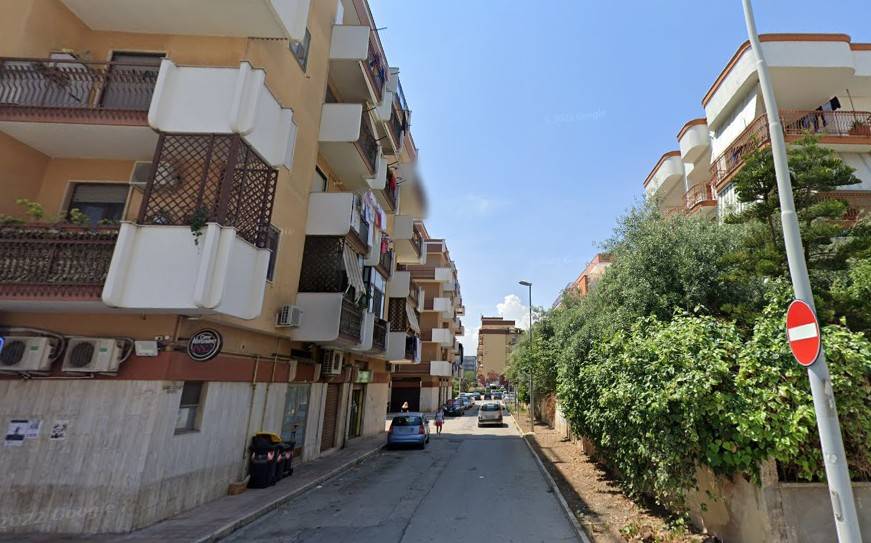 negozio in vendita a Trani