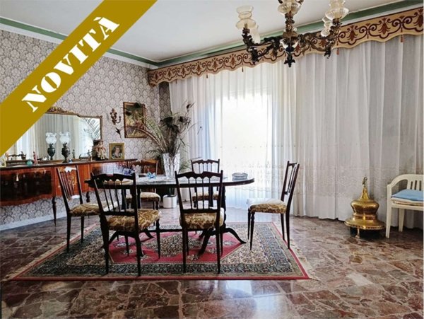 appartamento in vendita a Trani in zona Borgo Ottocentesco