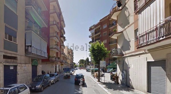locale commerciale in vendita a Trani