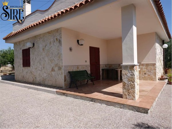 appartamento in vendita a Trani in zona Capirro