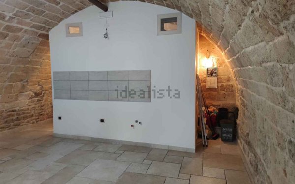 appartamento in vendita a Trani in zona Borgo Medievale