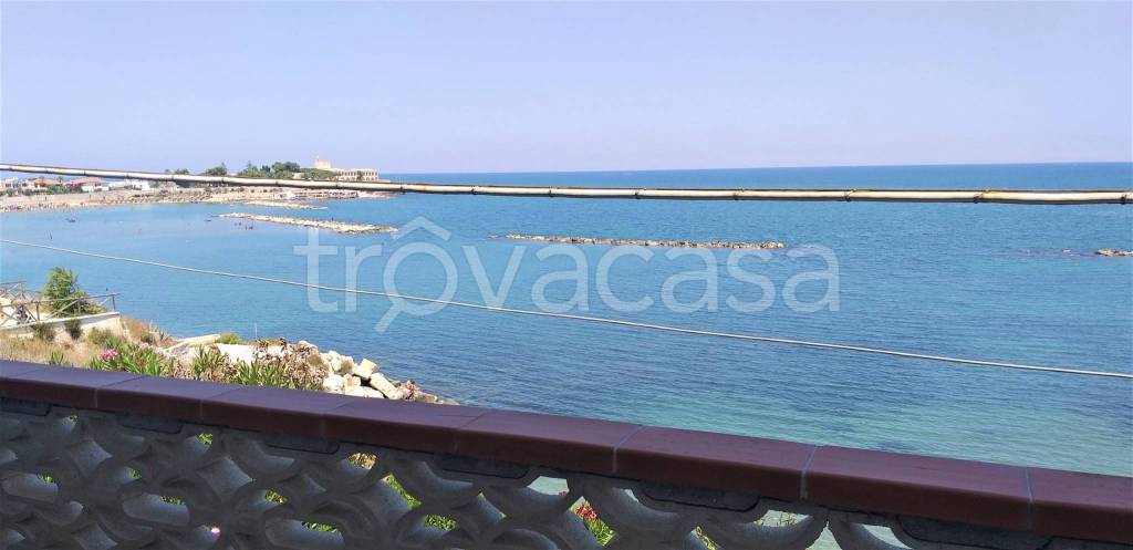 casa indipendente in vendita a Trani in zona Borgo Medievale