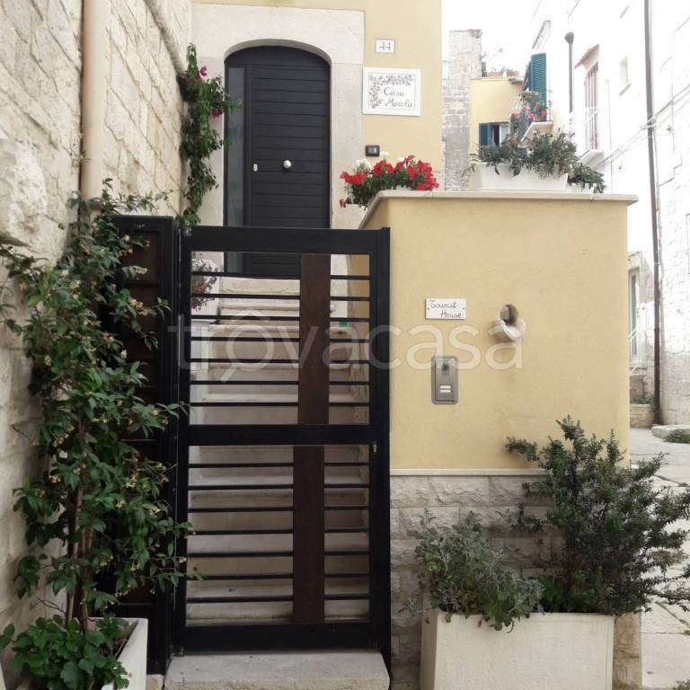 appartamento in vendita a Trani in zona Borgo Medievale