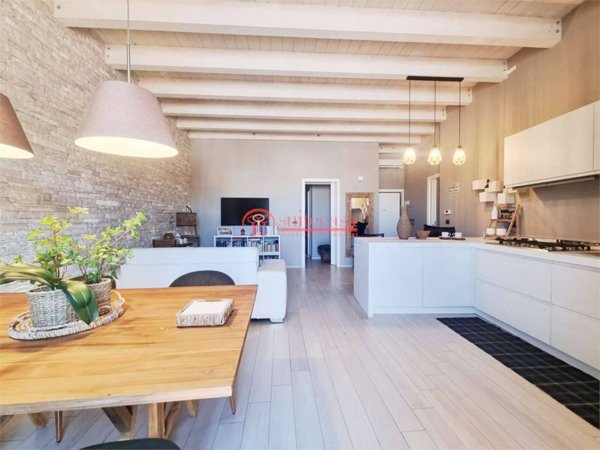 appartamento in vendita a Trani in zona Borgo Ottocentesco