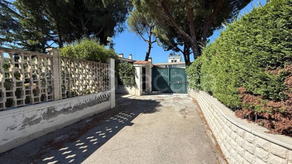 casa indipendente in vendita a Trani