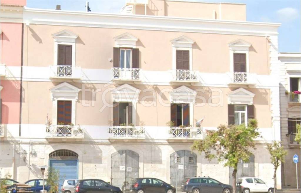 appartamento in vendita a Trani in zona Borgo Medievale