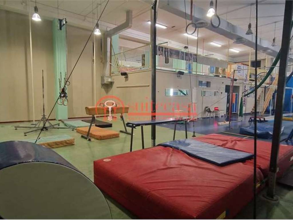 negozio in vendita a Trani