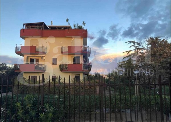 appartamento in vendita a Trani in zona Borgo Ottocentesco