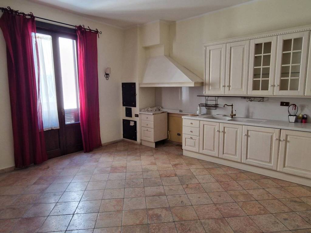 appartamento in vendita a Trani in zona Borgo Medievale