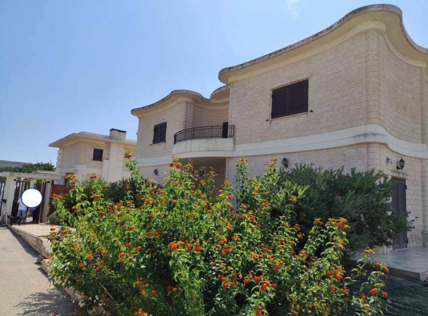 casa indipendente in vendita a Trani