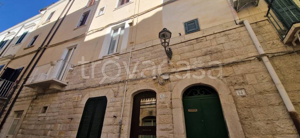 appartamento in vendita a Trani in zona Borgo Medievale