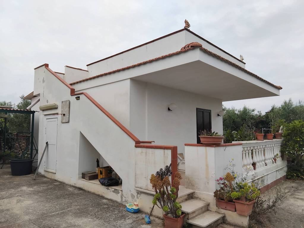 casa indipendente in vendita a Trani