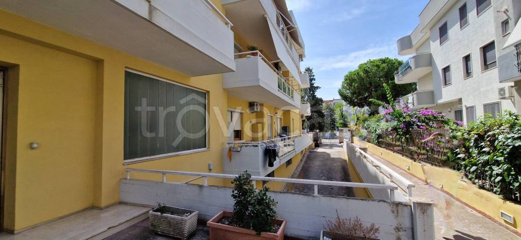 appartamento in vendita a Trani in zona Borgo Ottocentesco