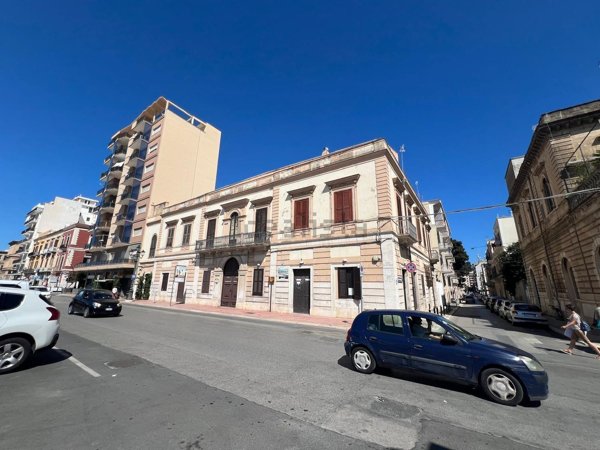 appartamento in vendita a Trani in zona Borgo Medievale