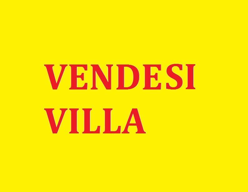 casa indipendente in vendita a Trani in zona Capirro