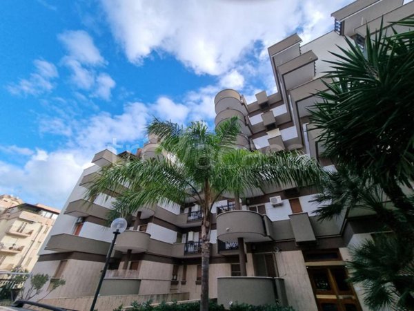 appartamento in vendita a Trani in zona Borgo Ottocentesco