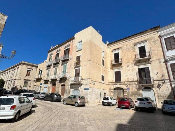 appartamento in vendita a Trani in zona Borgo Medievale