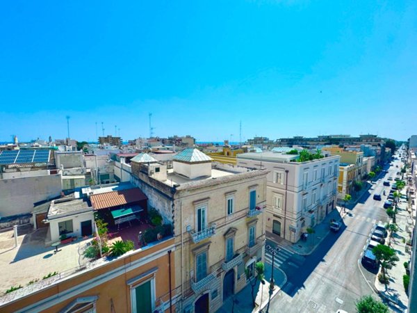 appartamento in vendita a Trani in zona Borgo Ottocentesco