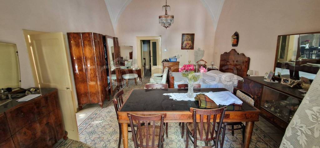 trivano in vendita a Trani in zona Borgo Ottocentesco