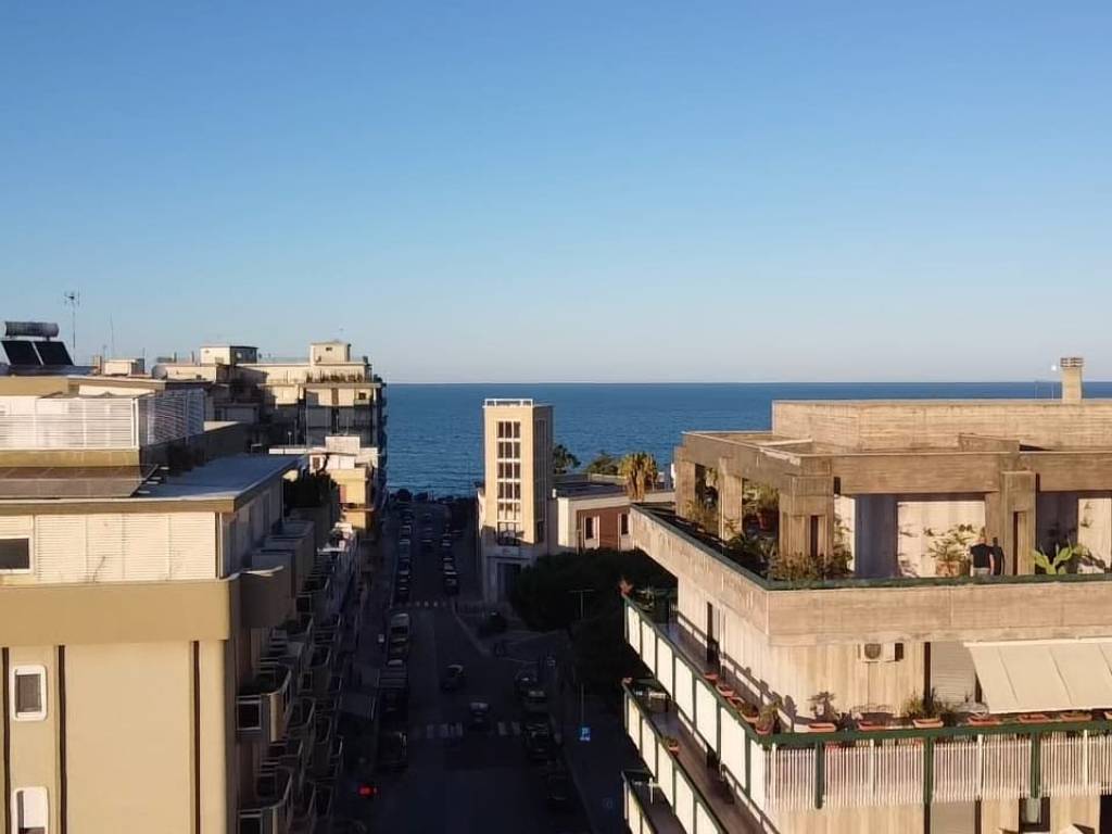 appartamento in vendita a Trani in zona Borgo Ottocentesco