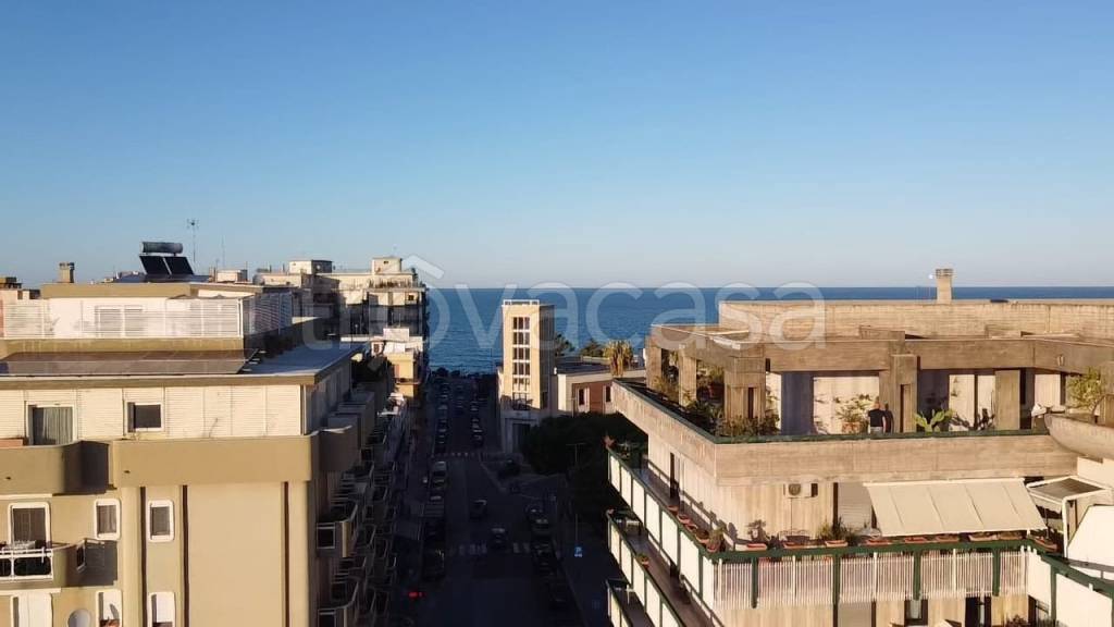 appartamento in vendita a Trani in zona Borgo Ottocentesco