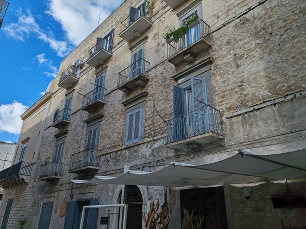 appartamento in vendita a Trani in zona Borgo Medievale