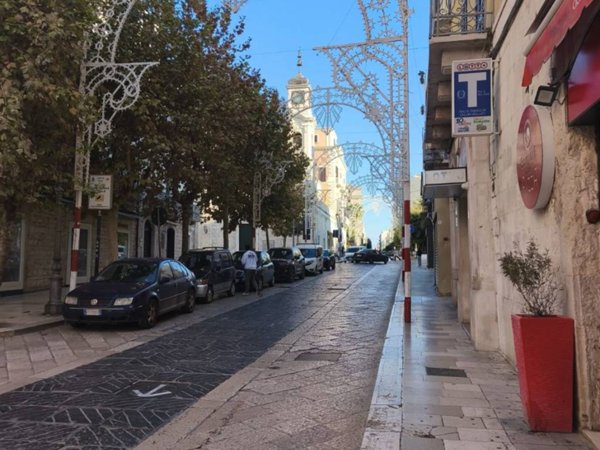 ufficio in vendita a Trani