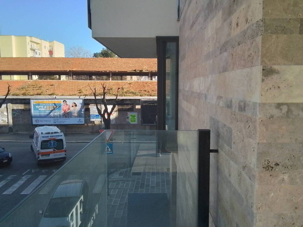 negozio in vendita a Trani in zona Borgo Medievale