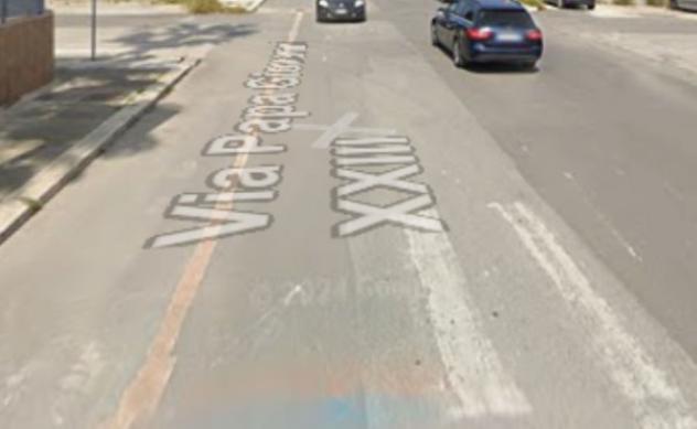 locale commerciale in vendita a Trani