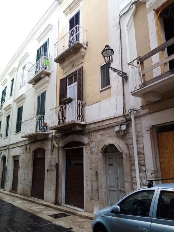 appartamento in vendita a Trani in zona Borgo Medievale