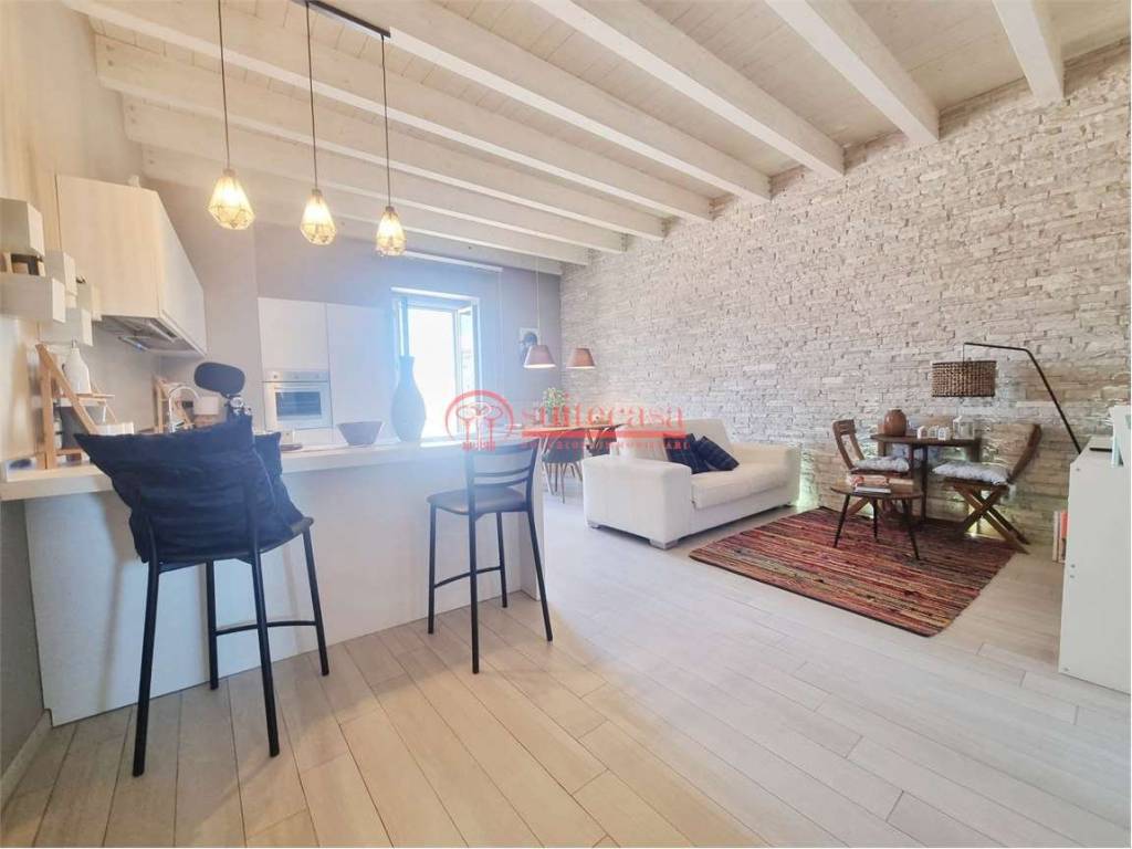 appartamento in vendita a Trani in zona Borgo Ottocentesco