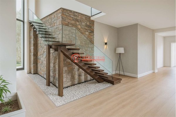 casa indipendente in vendita a Trani in zona Capirro