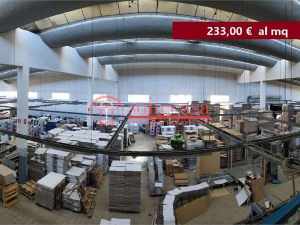 capannone in vendita a Trani