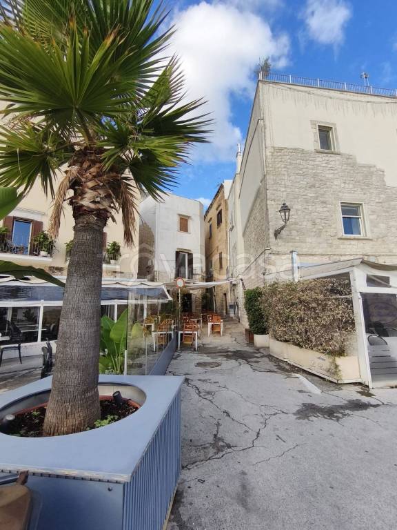 appartamento in vendita a Trani in zona Borgo Medievale