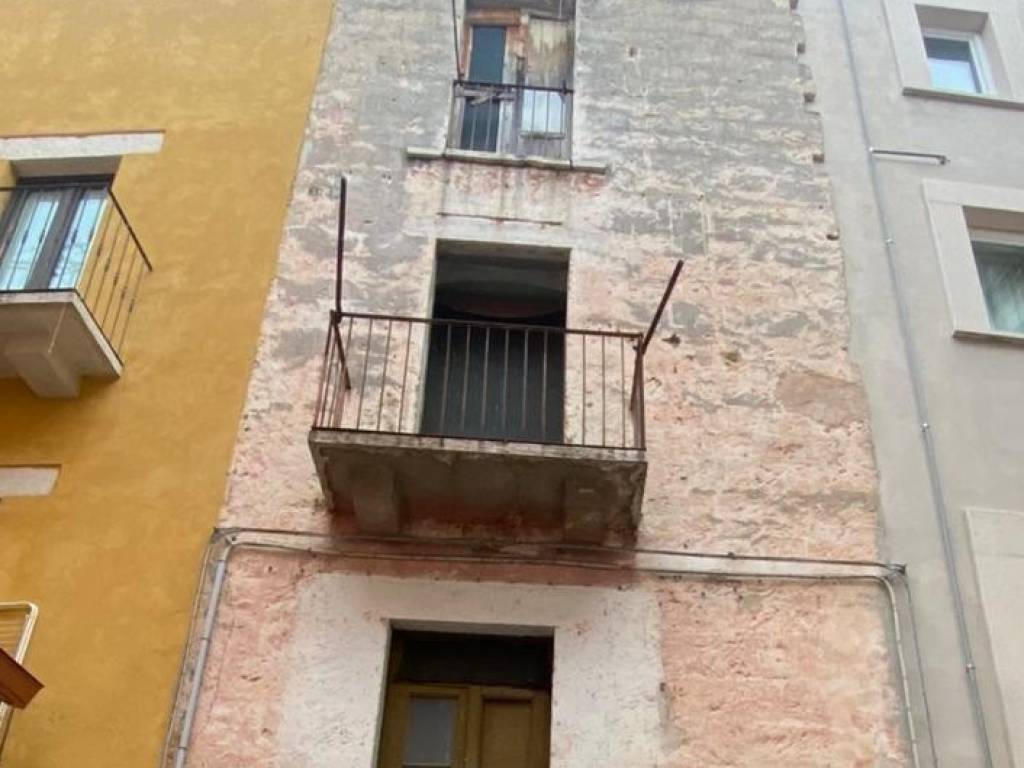 intera palazzina in vendita a Trani