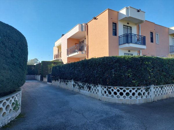 casa indipendente in vendita a Trani in zona Villa Dragonetti