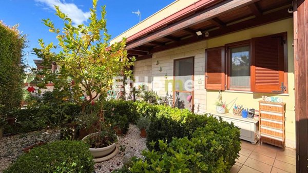 casa indipendente in vendita a Trani