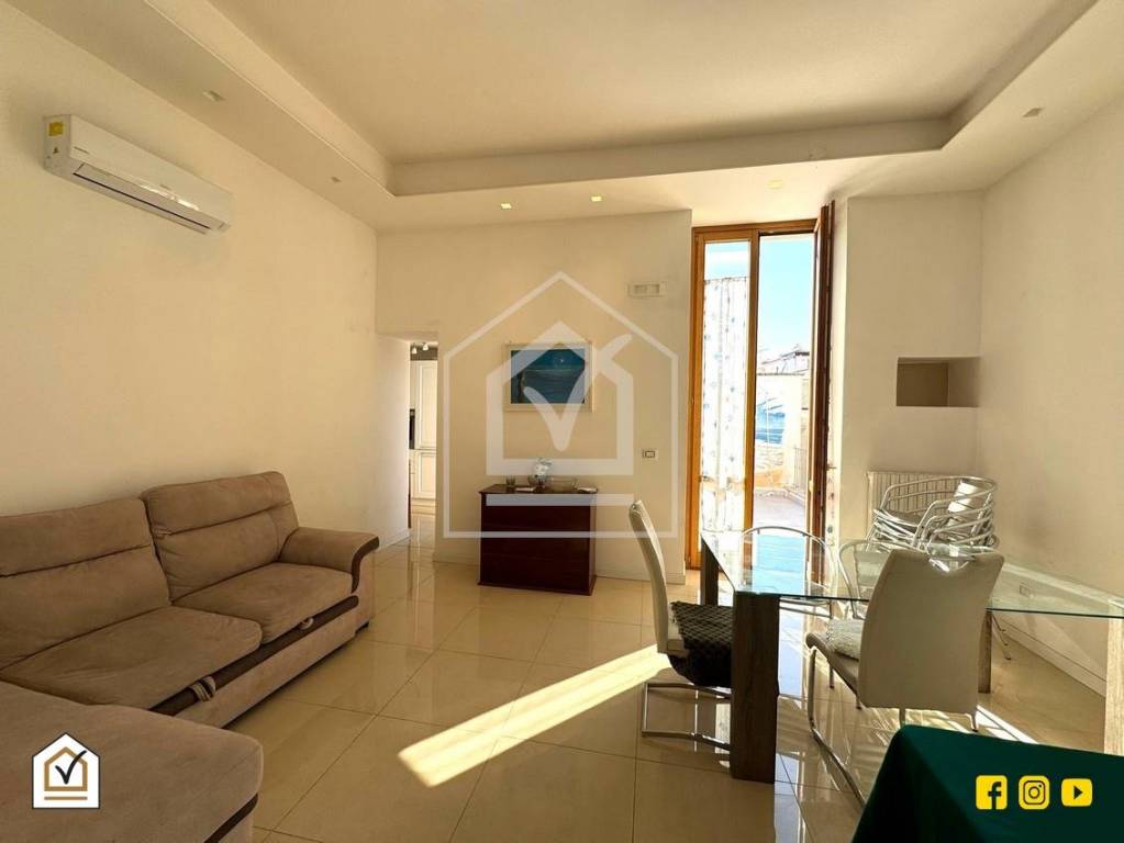 appartamento in vendita a Trani in zona Borgo Medievale