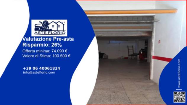 negozio in vendita a Trani in zona Borgo Medievale