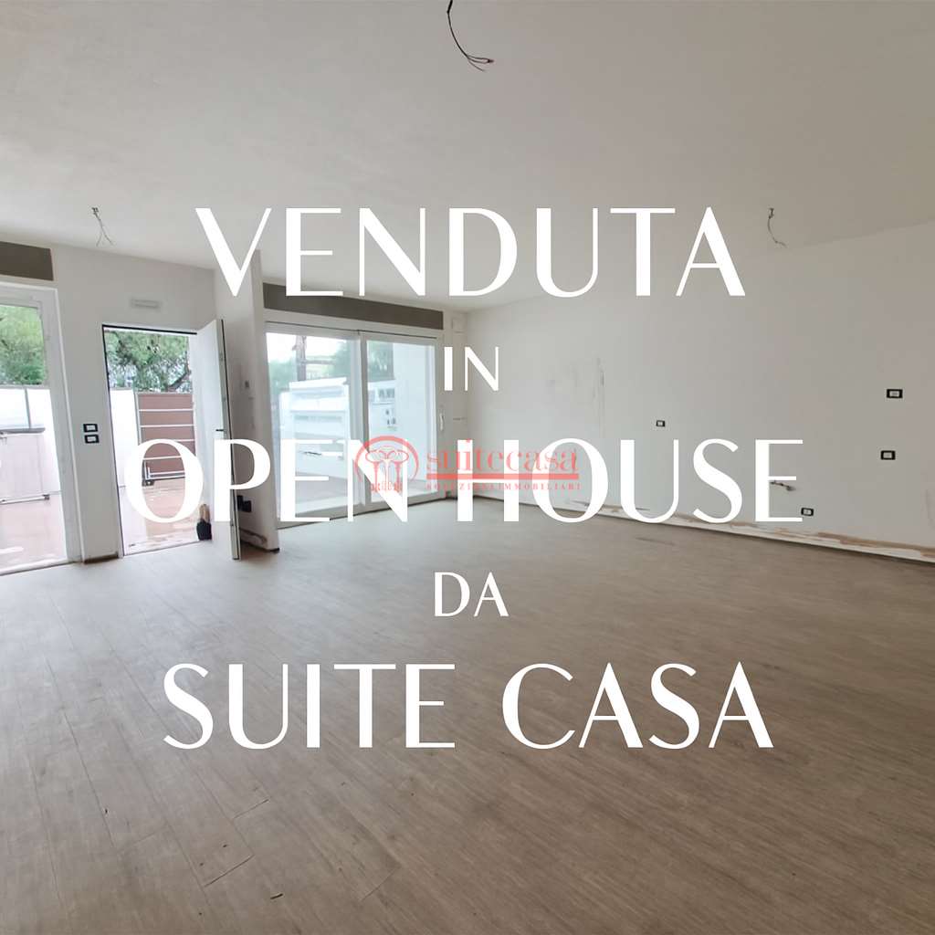 casa indipendente in vendita a Trani in zona Capirro