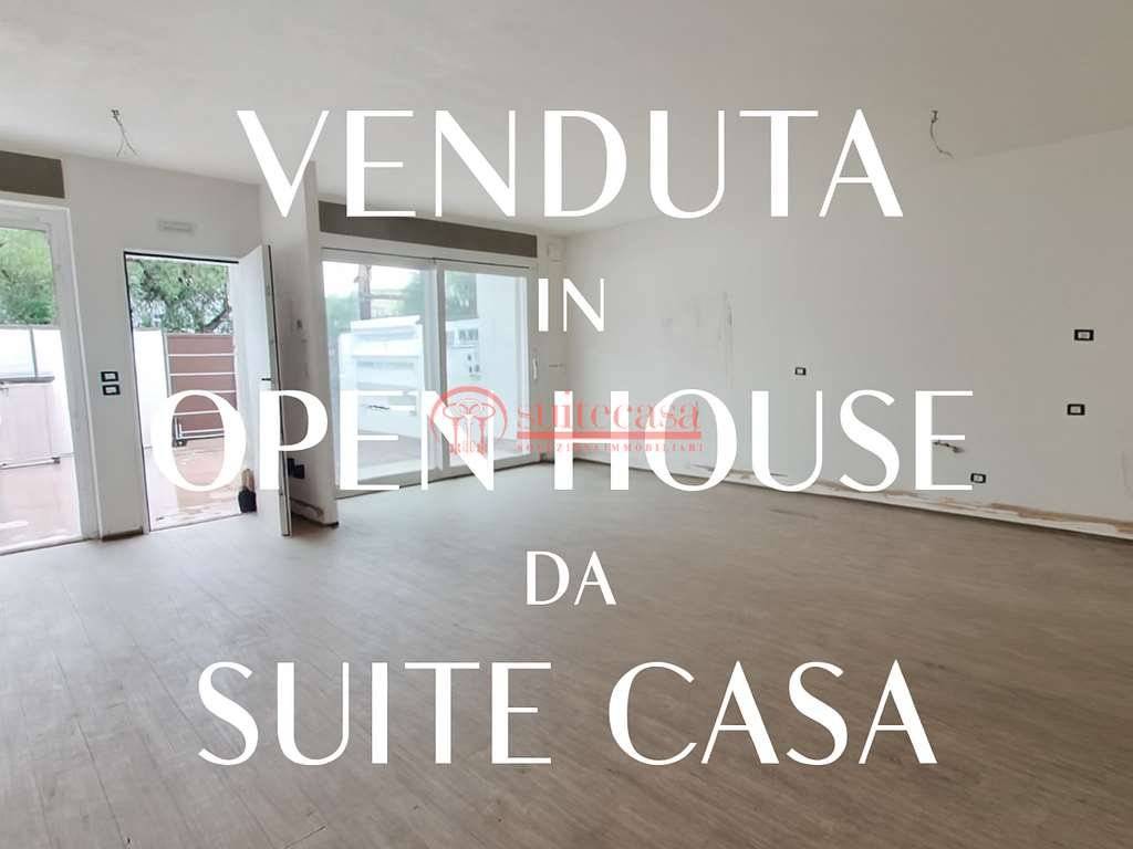 casa indipendente in vendita a Trani in zona Capirro