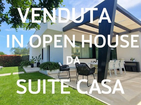 casa indipendente in vendita a Trani in zona Capirro